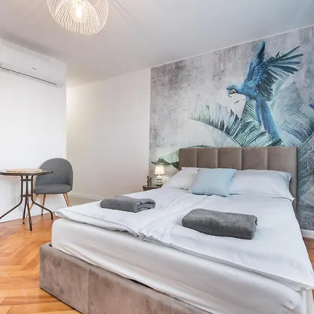 Dworcowa 24 דירה *